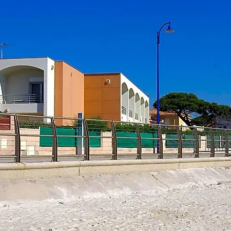 Aparthotel Les Stoechades 2*